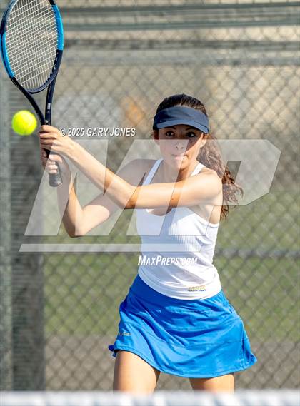 Thumbnail 3 in Rocklin vs Arroyo Grande photogallery.