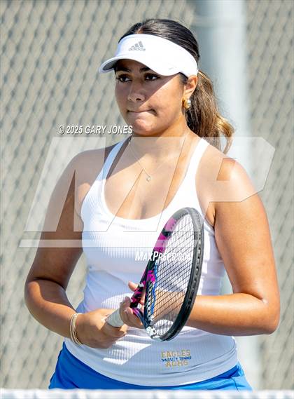 Thumbnail 3 in Rocklin vs Arroyo Grande photogallery.