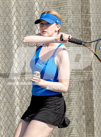 Thumbnail 3 in Rocklin vs Arroyo Grande photogallery.