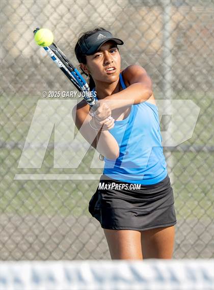 Thumbnail 2 in Rocklin vs Arroyo Grande photogallery.