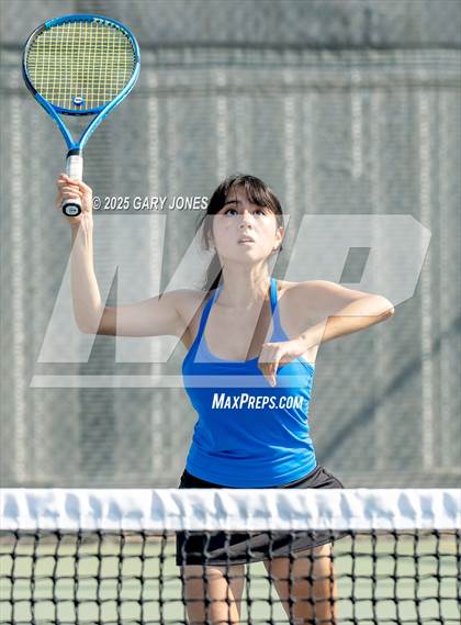 Thumbnail 2 in Rocklin vs Arroyo Grande photogallery.