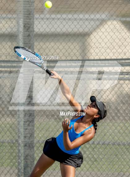 Thumbnail 3 in Rocklin vs Arroyo Grande photogallery.