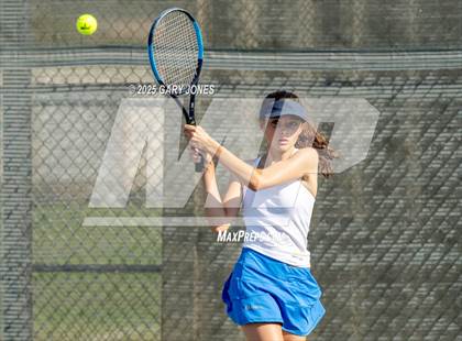 Thumbnail 2 in Rocklin vs Arroyo Grande photogallery.