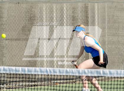 Thumbnail 2 in Rocklin vs Arroyo Grande photogallery.