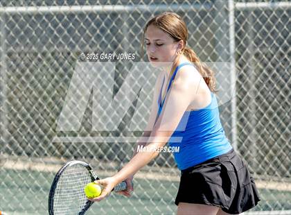 Thumbnail 2 in Rocklin vs Arroyo Grande photogallery.