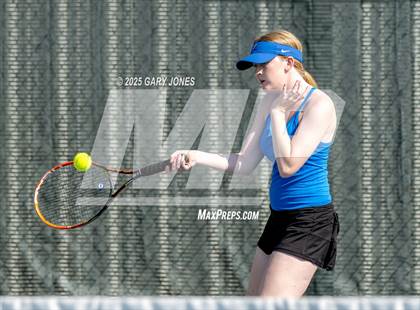 Thumbnail 3 in Rocklin vs Arroyo Grande photogallery.