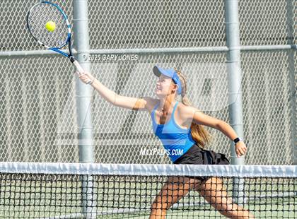 Thumbnail 3 in Rocklin vs Arroyo Grande photogallery.