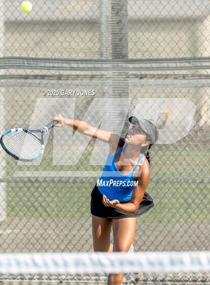 Thumbnail 2 in Rocklin vs Arroyo Grande photogallery.