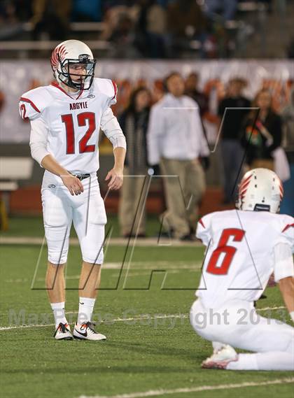 Thumbnail 3 in Gilmer vs. Argyle (UIL 3A Region 2 Playoff) photogallery.