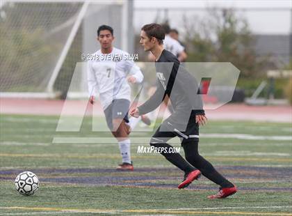 Thumbnail 2 in Del Norte vs. Villa Park (CIF SoCal Regional D3 Final) photogallery.