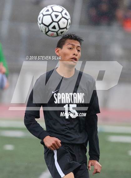 Thumbnail 2 in Del Norte vs. Villa Park (CIF SoCal Regional D3 Final) photogallery.