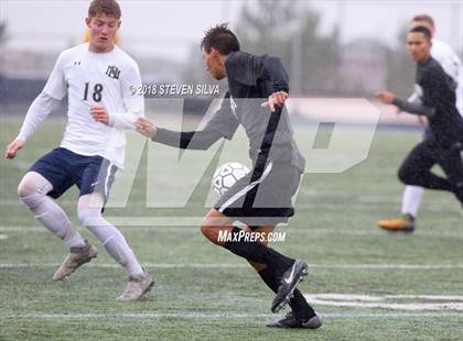 Thumbnail 3 in Del Norte vs. Villa Park (CIF SoCal Regional D3 Final) photogallery.