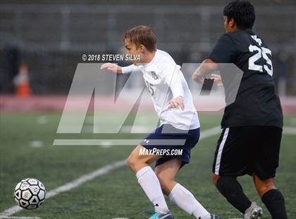 Thumbnail 1 in Del Norte vs. Villa Park (CIF SoCal Regional D3 Final) photogallery.