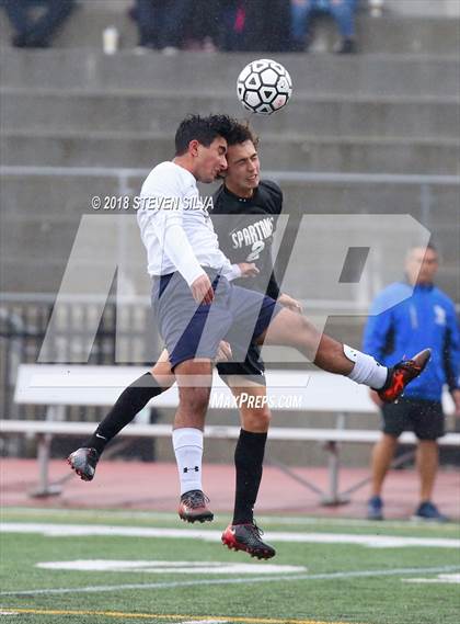 Thumbnail 1 in Del Norte vs. Villa Park (CIF SoCal Regional D3 Final) photogallery.