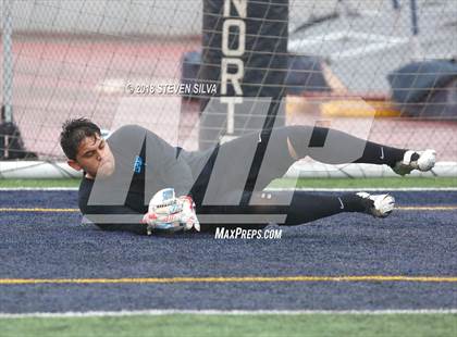 Thumbnail 2 in Del Norte vs. Villa Park (CIF SoCal Regional D3 Final) photogallery.