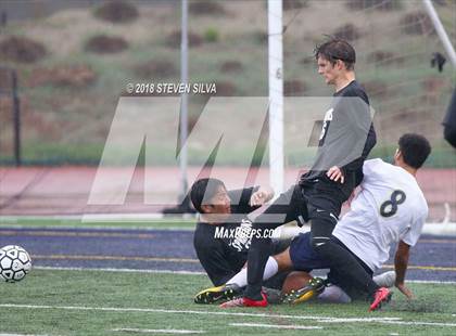 Thumbnail 2 in Del Norte vs. Villa Park (CIF SoCal Regional D3 Final) photogallery.