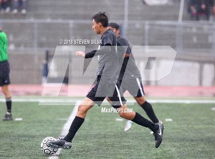 Thumbnail 3 in Del Norte vs. Villa Park (CIF SoCal Regional D3 Final) photogallery.