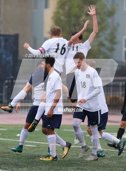 Thumbnail 3 in Del Norte vs. Villa Park (CIF SoCal Regional D3 Final) photogallery.