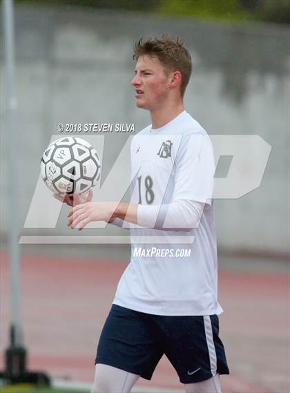 Thumbnail 1 in Del Norte vs. Villa Park (CIF SoCal Regional D3 Final) photogallery.