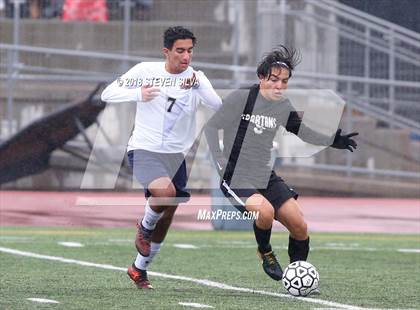 Thumbnail 2 in Del Norte vs. Villa Park (CIF SoCal Regional D3 Final) photogallery.