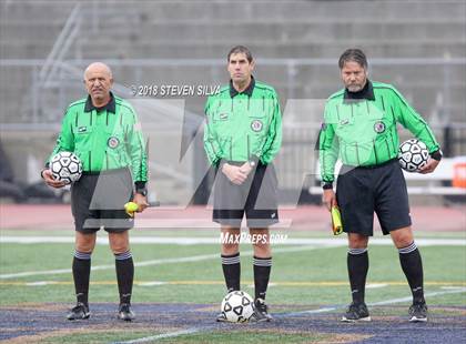 Thumbnail 1 in Del Norte vs. Villa Park (CIF SoCal Regional D3 Final) photogallery.