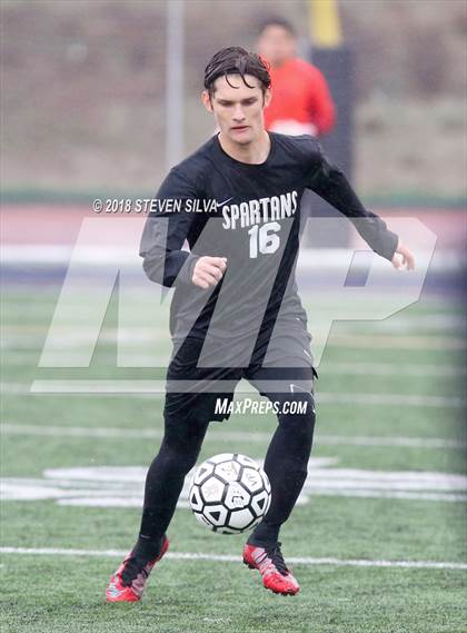 Thumbnail 2 in Del Norte vs. Villa Park (CIF SoCal Regional D3 Final) photogallery.