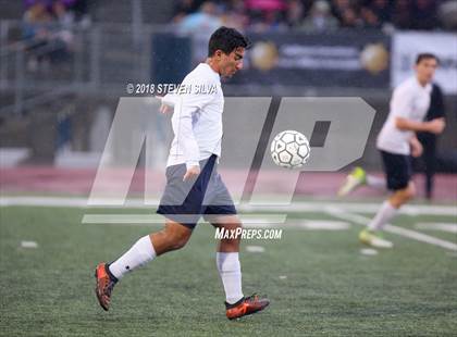 Thumbnail 2 in Del Norte vs. Villa Park (CIF SoCal Regional D3 Final) photogallery.