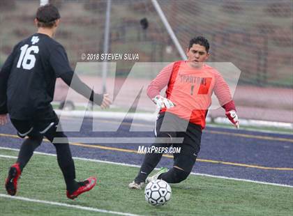 Thumbnail 2 in Del Norte vs. Villa Park (CIF SoCal Regional D3 Final) photogallery.