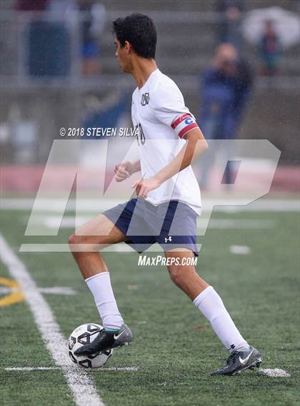 Thumbnail 2 in Del Norte vs. Villa Park (CIF SoCal Regional D3 Final) photogallery.