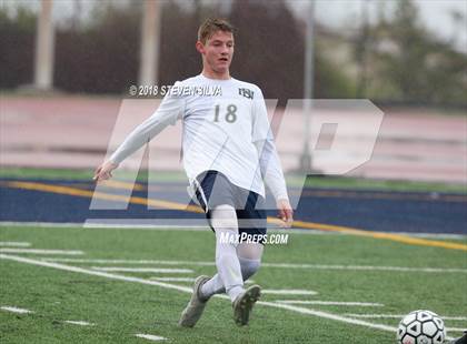 Thumbnail 3 in Del Norte vs. Villa Park (CIF SoCal Regional D3 Final) photogallery.