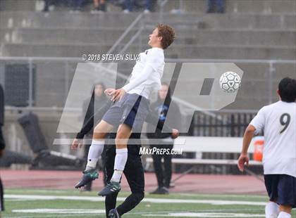 Thumbnail 2 in Del Norte vs. Villa Park (CIF SoCal Regional D3 Final) photogallery.