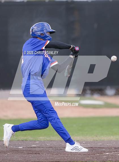 Thumbnail 3 in Marcos de Niza vs. Westwood (Bob Everett Classic) photogallery.