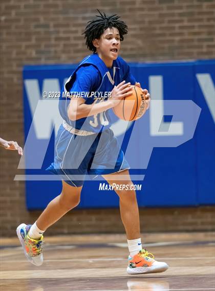 Thumbnail 3 in Triton @ Westover photogallery.