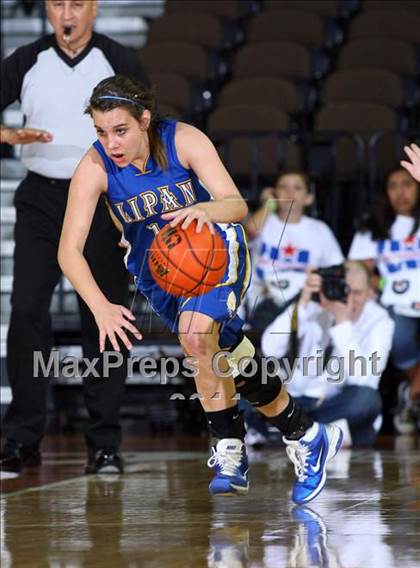 Thumbnail 2 in Neches vs. Lipan (UIL 1A Semifinal) photogallery.