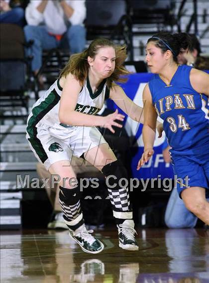 Thumbnail 3 in Neches vs. Lipan (UIL 1A Semifinal) photogallery.