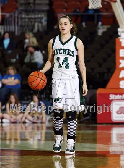 Thumbnail 2 in Neches vs. Lipan (UIL 1A Semifinal) photogallery.