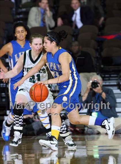 Thumbnail 2 in Neches vs. Lipan (UIL 1A Semifinal) photogallery.