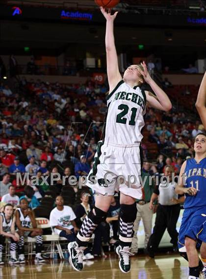 Thumbnail 2 in Neches vs. Lipan (UIL 1A Semifinal) photogallery.