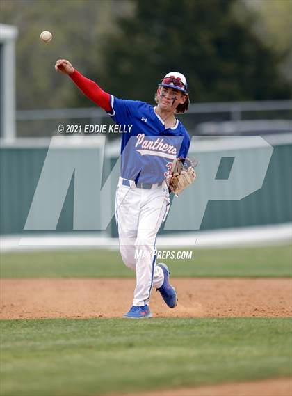 Thumbnail 2 in Dallas Jesuit @ Waco Midway photogallery.