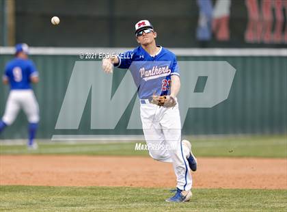 Thumbnail 3 in Dallas Jesuit @ Waco Midway photogallery.