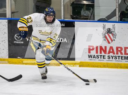 Thumbnail 1 in Bow vs Manchester (Brian C Stone Christmas Tournament) photogallery.