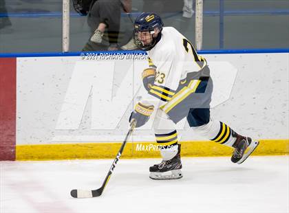 Thumbnail 1 in Bow vs Manchester (Brian C Stone Christmas Tournament) photogallery.