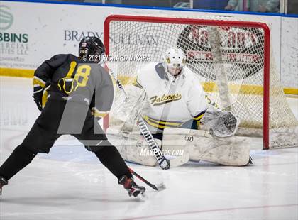Thumbnail 1 in Bow vs Manchester (Brian C Stone Christmas Tournament) photogallery.