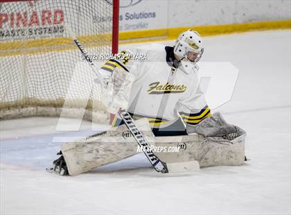 Thumbnail 1 in Bow vs Manchester (Brian C Stone Christmas Tournament) photogallery.