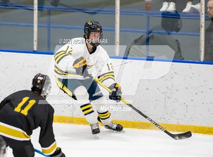 Thumbnail 1 in Bow vs Manchester (Brian C Stone Christmas Tournament) photogallery.