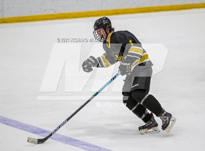 Thumbnail 1 in Bow vs Manchester (Brian C Stone Christmas Tournament) photogallery.