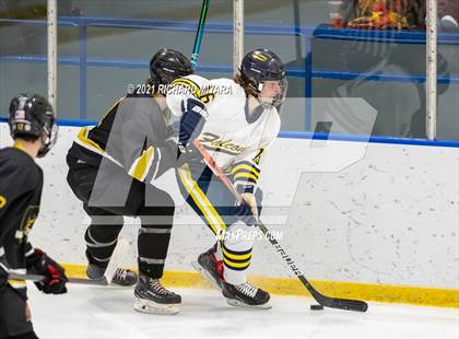 Thumbnail 1 in Bow vs Manchester (Brian C Stone Christmas Tournament) photogallery.