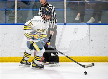 Thumbnail 2 in Bow vs Manchester (Brian C Stone Christmas Tournament) photogallery.