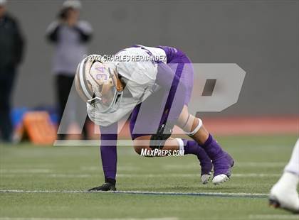 Thumbnail 2 in San Benito vs. Westlake (UIL 6A Division I Regional Semifinal) photogallery.