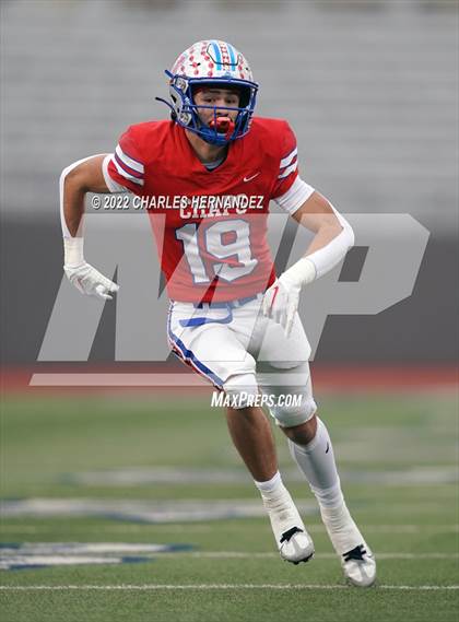 Thumbnail 2 in San Benito vs. Westlake (UIL 6A Division I Regional Semifinal) photogallery.